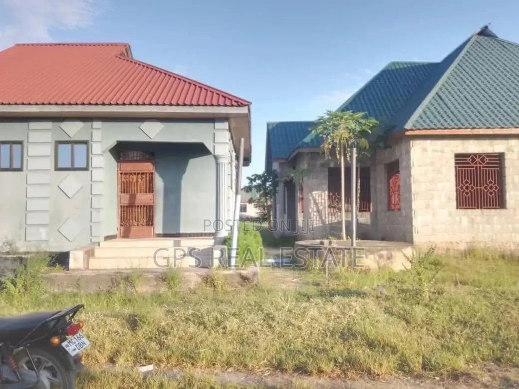 10bdrm House in Max Evarst, Ilala for Sale in Ilala