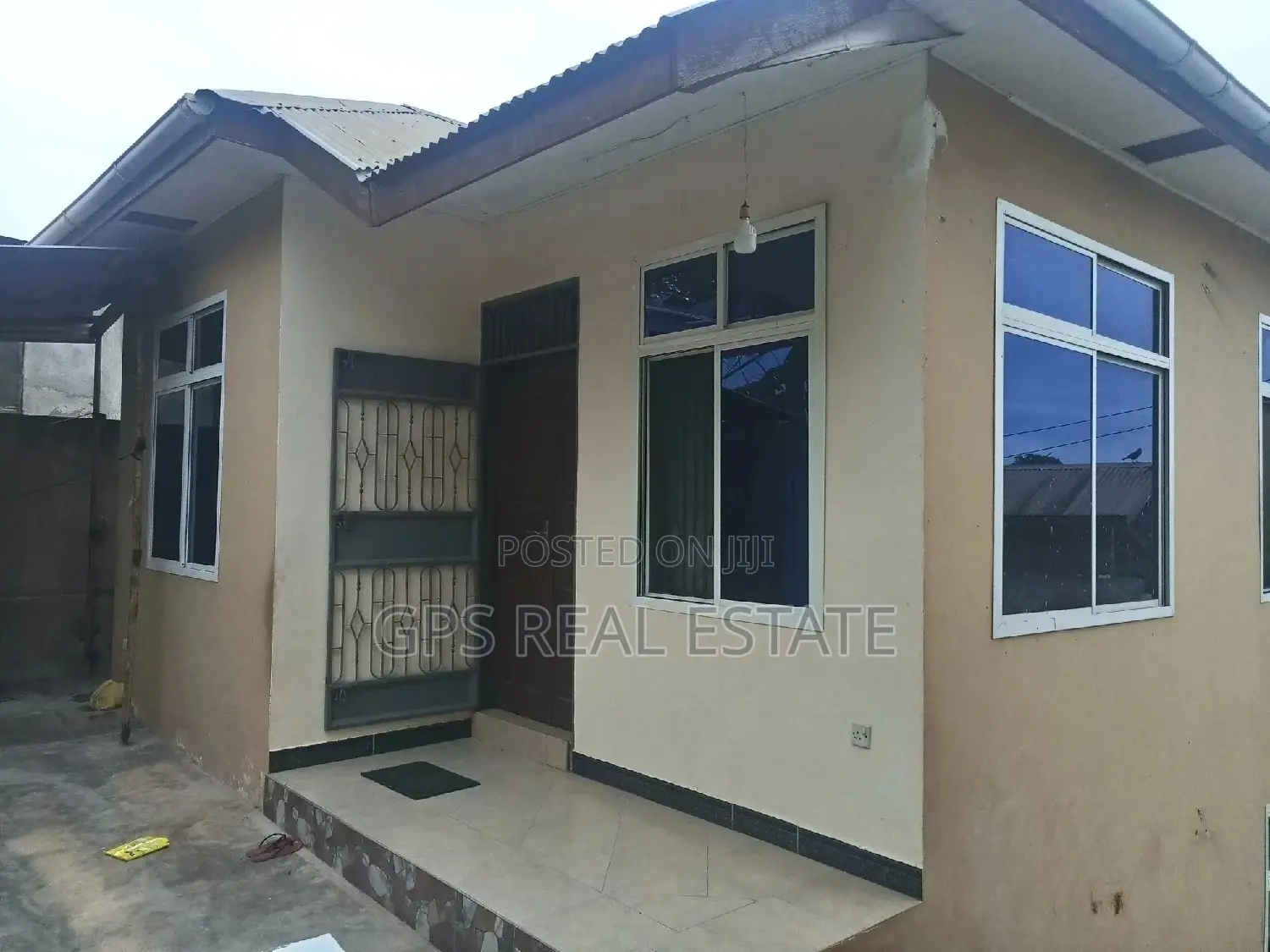 2bdrm House in Max Evarst, Kinondoni for Rent in Kinondoni
