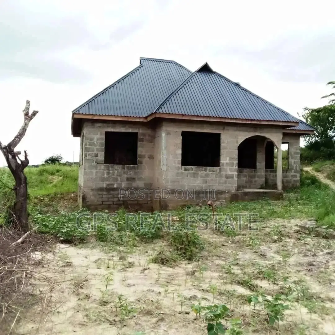 Three Bedroom House In Mbezi Msakuzi For Sale in Kinondoni