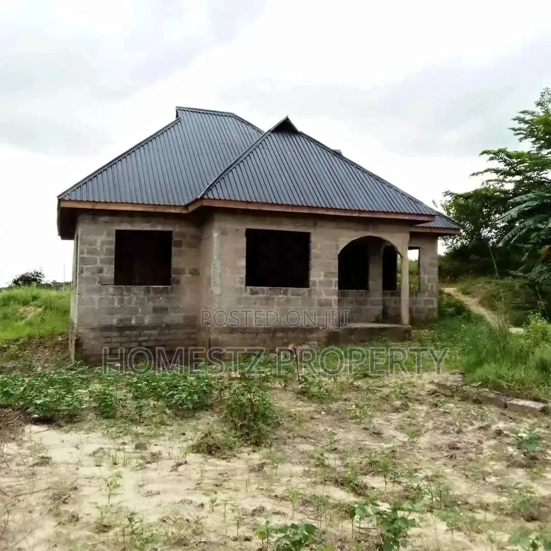 Three Bedroom House In Mbezi Msakuzi For Sale in Kinondoni