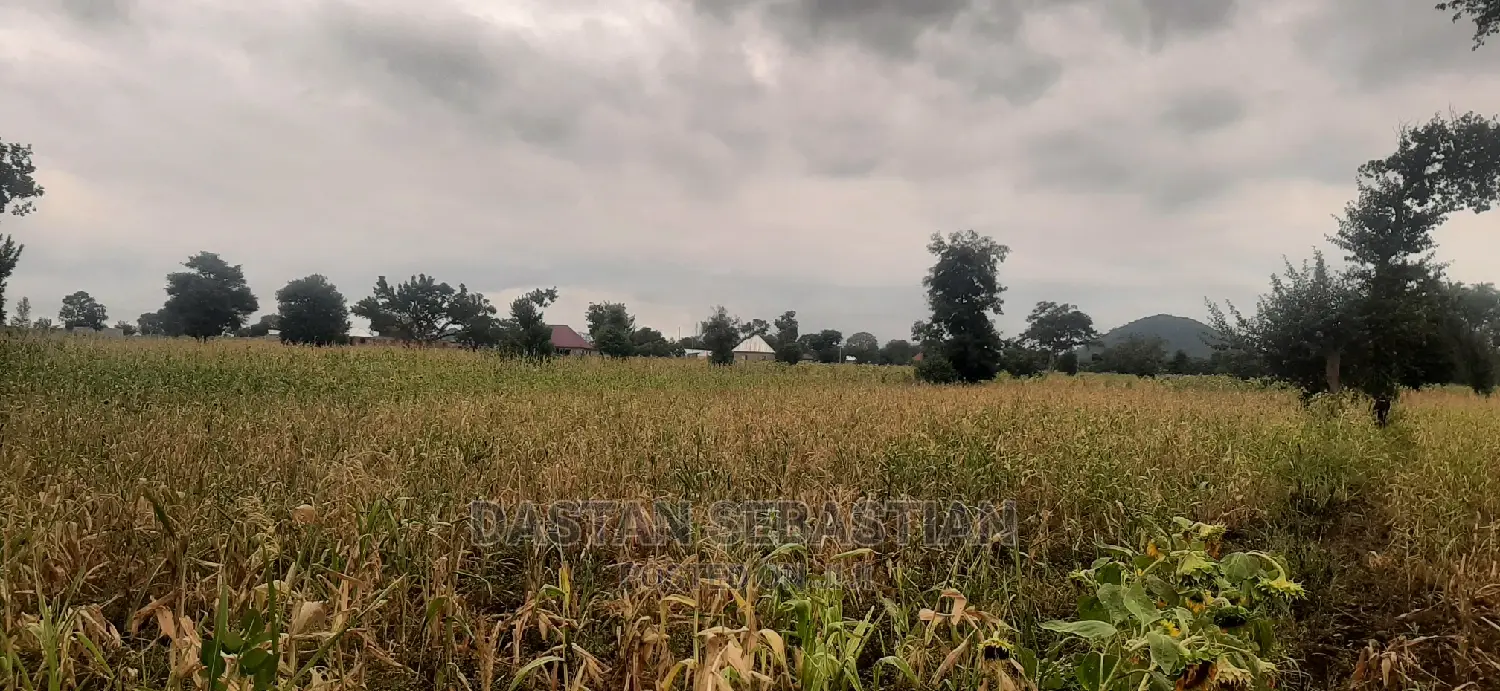 Viwanja Vya Makazi in Arusha