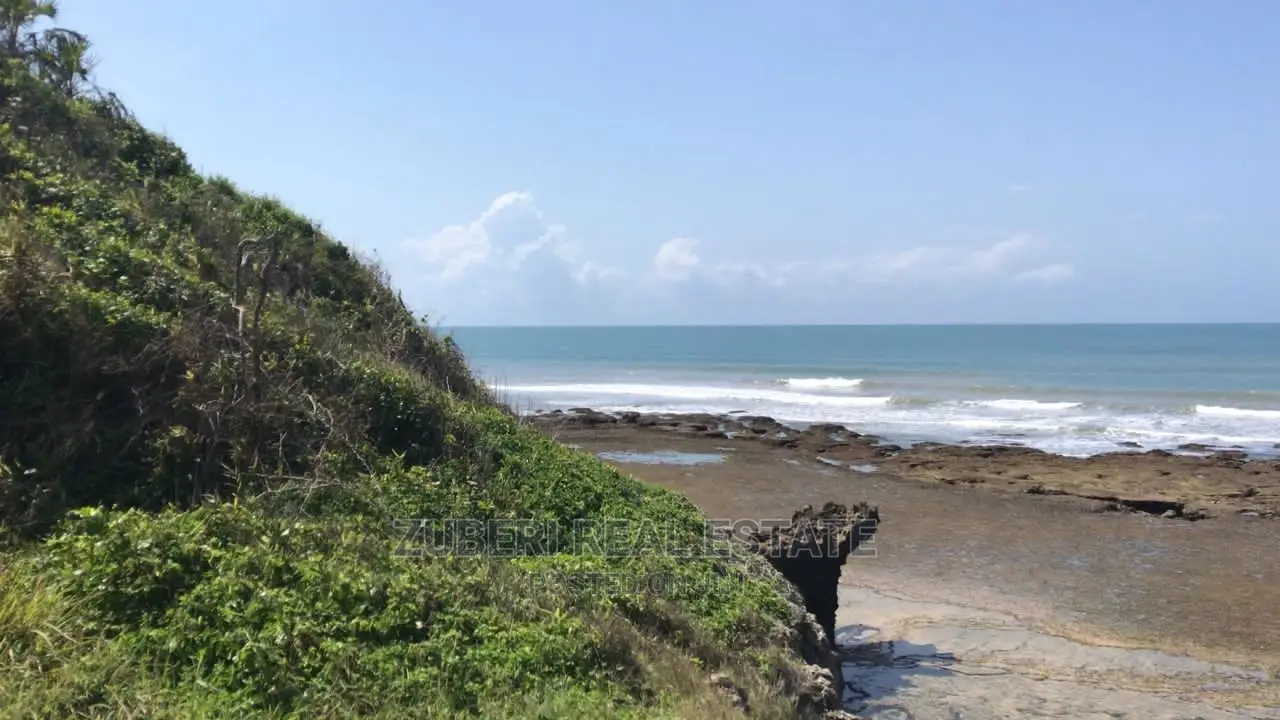 Amaizing Ocen Cliff for Sale. in Bweni
