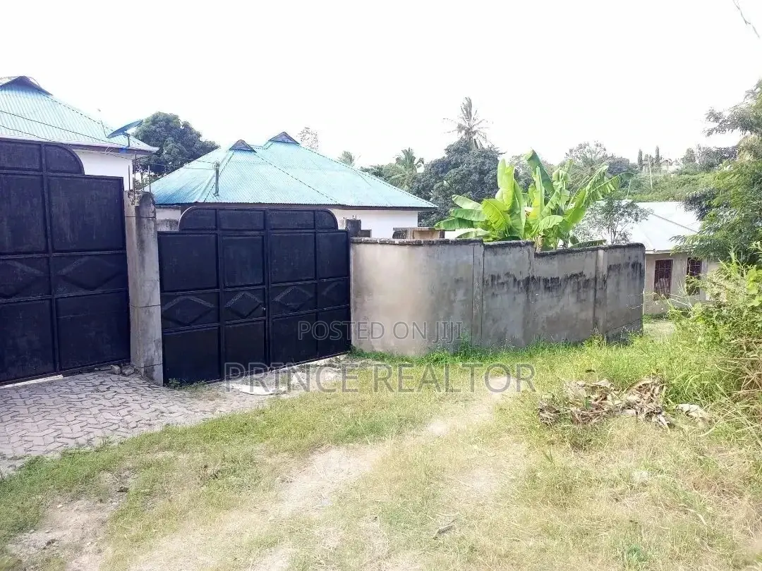 3bdrm House in Maxposh, Kinondoni for Sale in Kinondoni