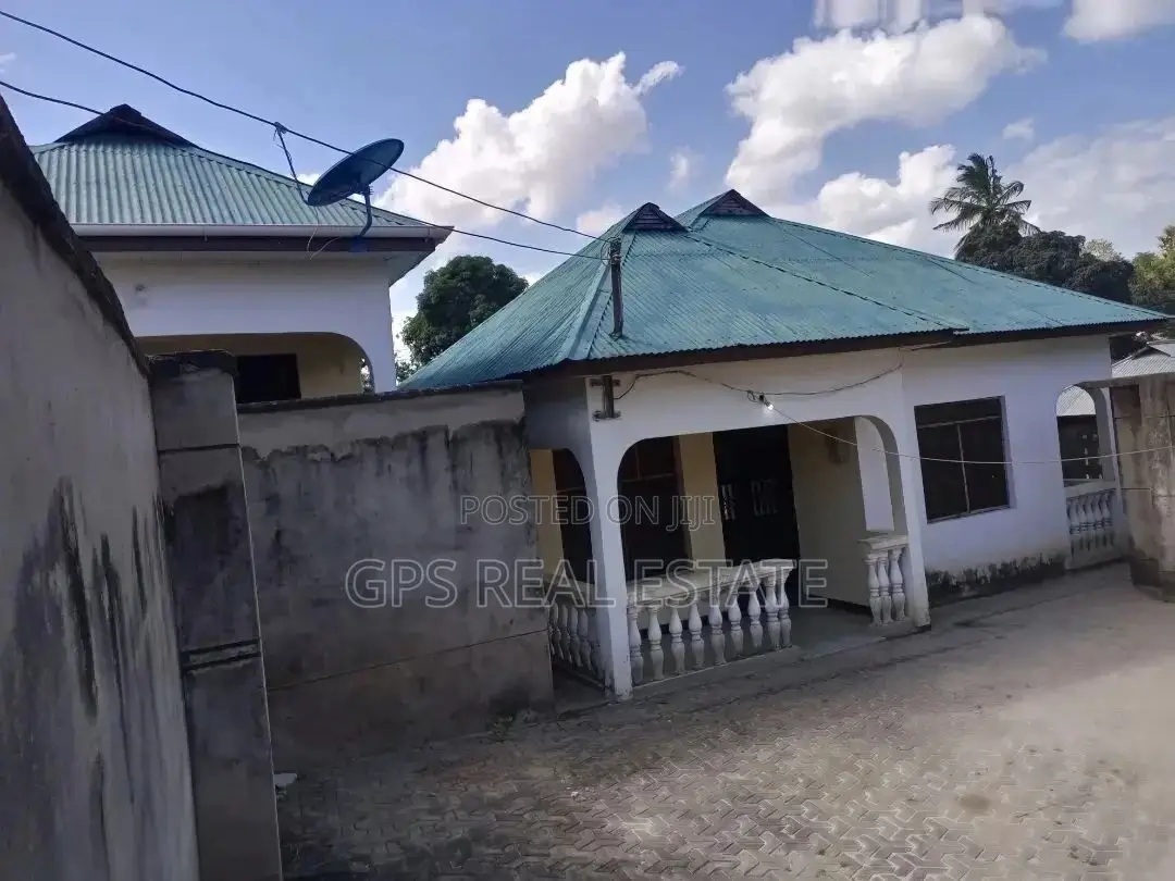 3bdrm House in Maxposh, Kinondoni for Sale in Kinondoni