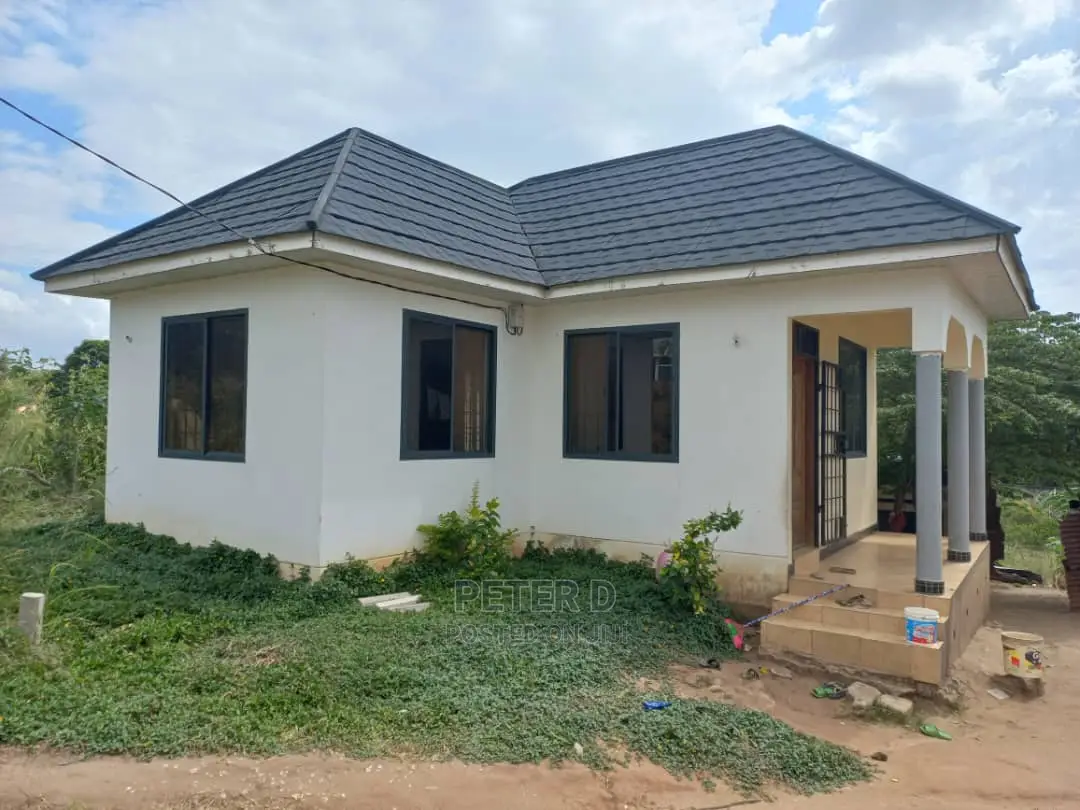 2bdrm House in Goba for Sale in Goba