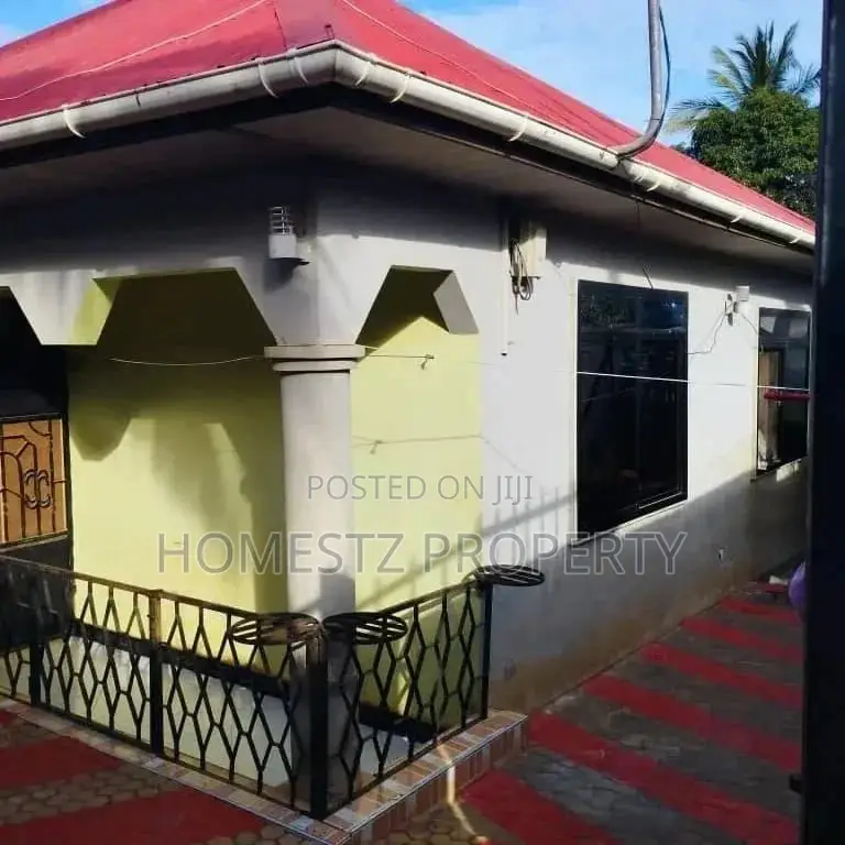 3bdrm House in Maxposh, Kinondoni for Sale in Kinondoni
