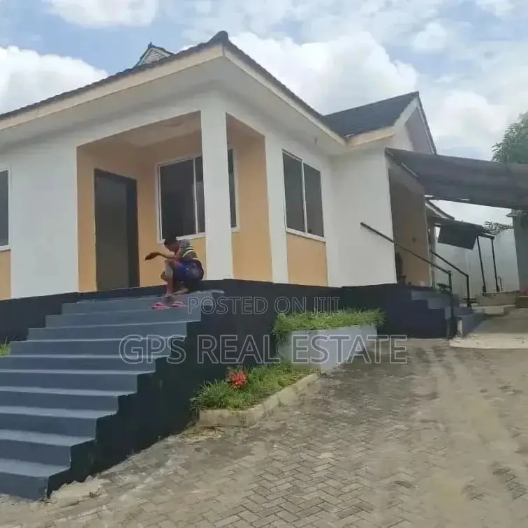 3bdrm House in Maxposh, Kinondoni for Sale in Kinondoni