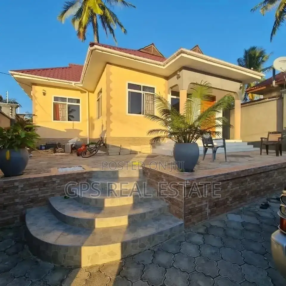 3bdrm House in Maxposh, Kinondoni for Sale in Kinondoni