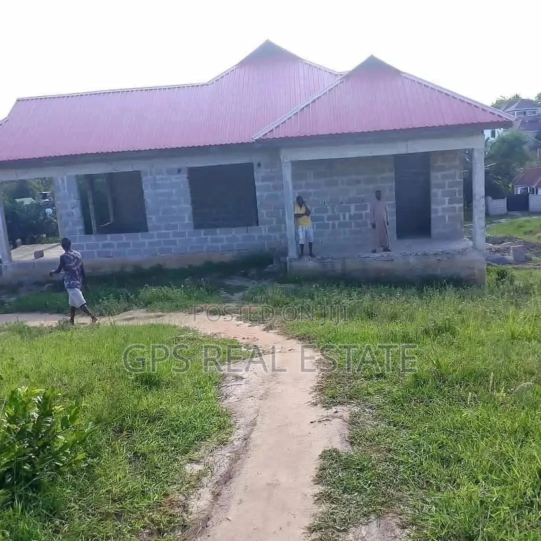 Hpuse For Sale in Kinondoni