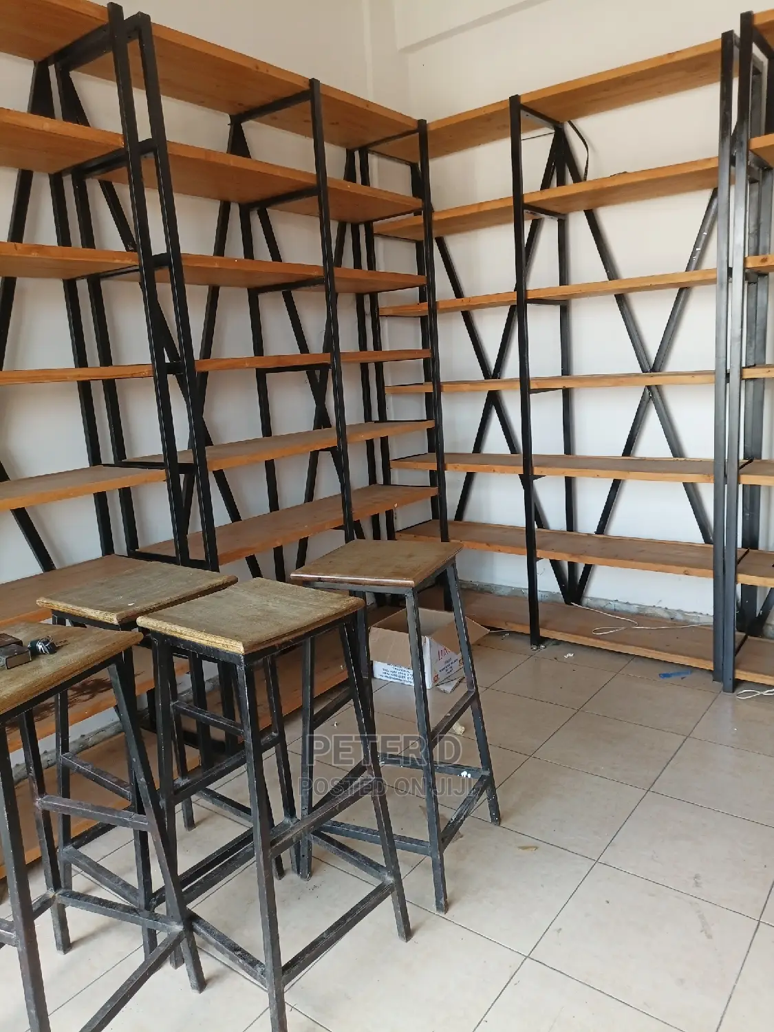 Frame Inaangalia Lami in Kinondoni