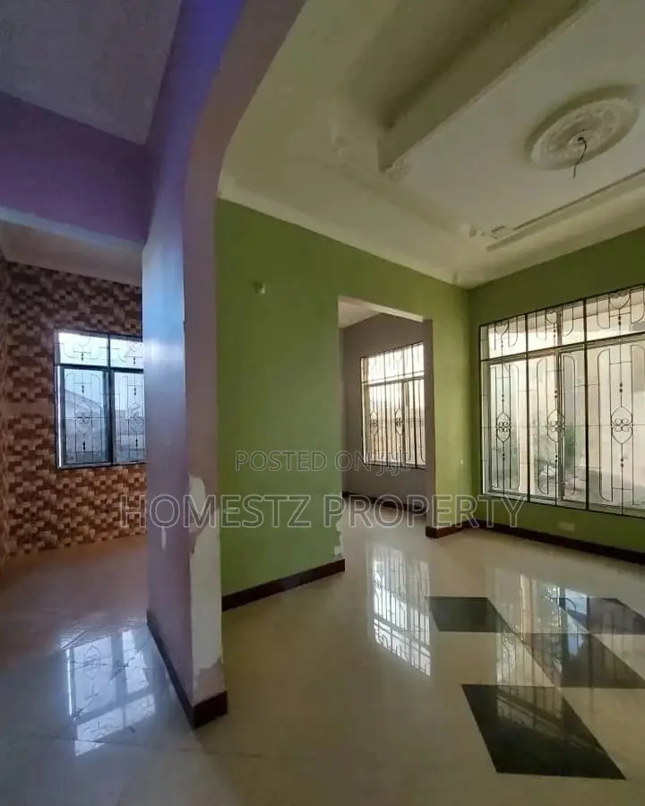 3bdrm House in Maxposh, Kinondoni for Sale in Kinondoni