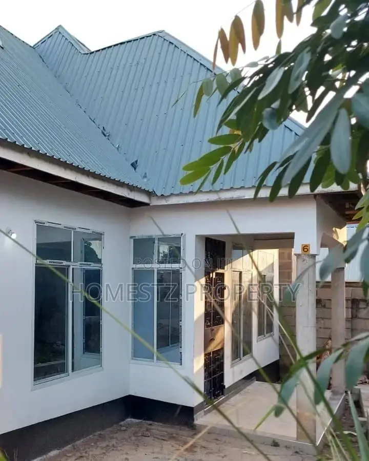 3bdrm House in Maxposh, Kinondoni for Sale in Kinondoni