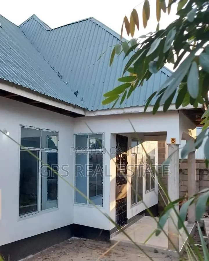 3bdrm House in Maxposh, Kinondoni for Sale in Kinondoni