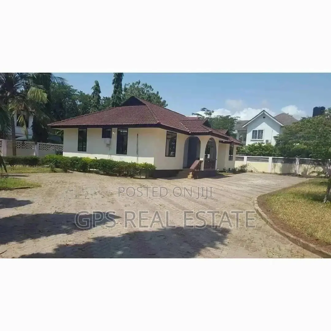 Four Bedroom House In Mbezi Beach For Sale in Temeke