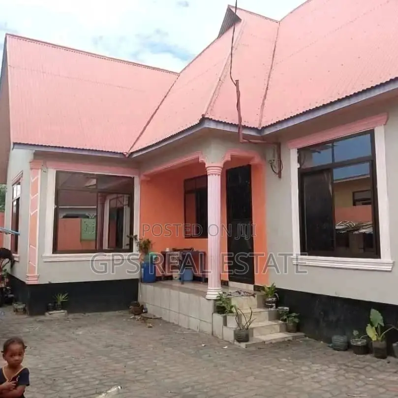 Three Bedroom House In Mbagala Majimatitu For Sale in Temeke