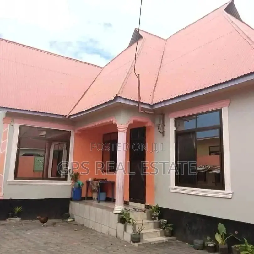 Three Bedroom House In Mbagala Majimatitu For Sale in Temeke