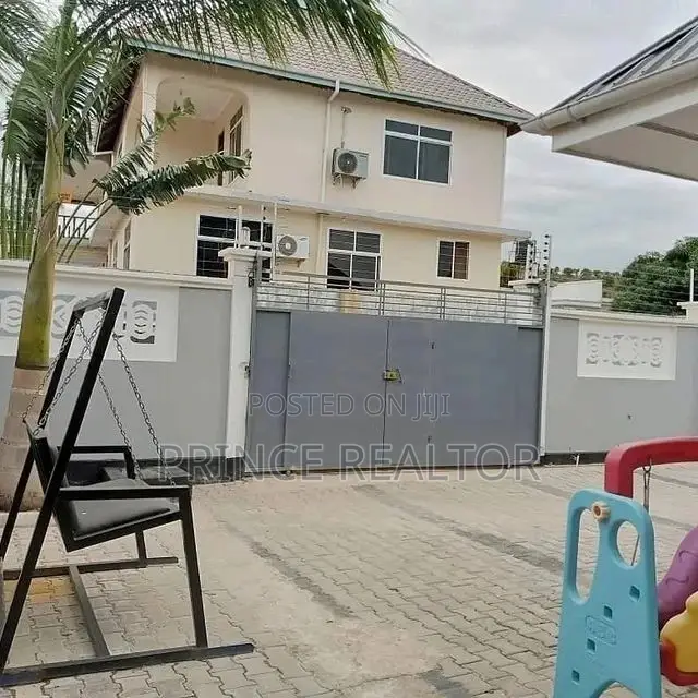 3bdrm House in Maxposh, Kinondoni for Sale in Kinondoni