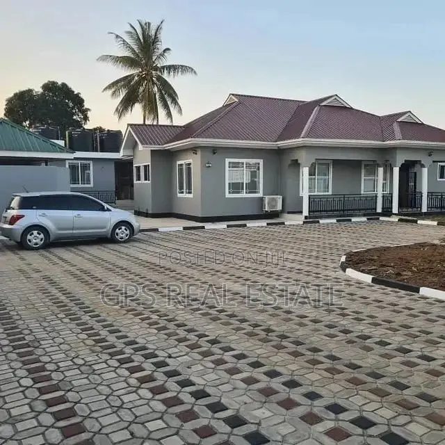 3bdrm House in Maxposh, Kinondoni for Sale in Kinondoni