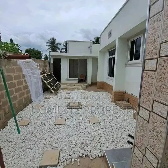 3bdrm House in Maxposh, Kinondoni for Sale in Kinondoni