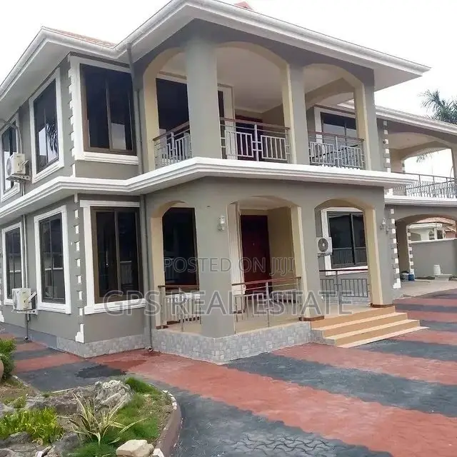 5bdrm House in Maxposh, Kinondoni for Sale in Kinondoni