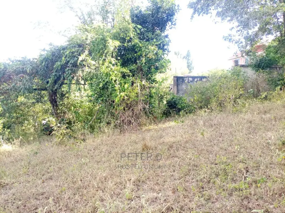 Kiwanja Kwa Bei Mseleleko in Kimara