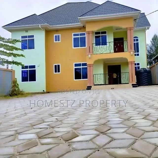 6bdrm House in Maxposh, Njiro for Sale in Njiro