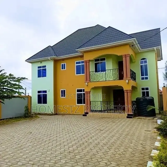 6bdrm House in Maxposh, Njiro for Sale in Njiro