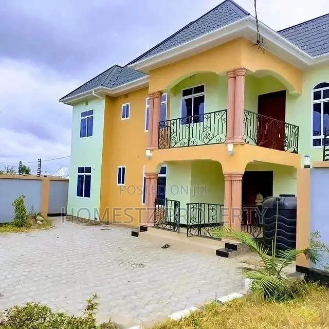 6bdrm House in Maxposh, Njiro for Sale in Njiro
