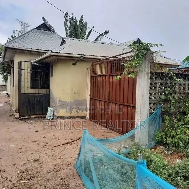 3bdrm House in Maxposh, Kinondoni for Sale in Kinondoni