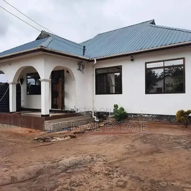 3bdrm House in Maxposh, Kinondoni for Sale in Kinondoni