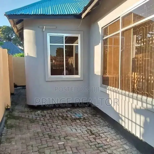 3bdrm House in Maxposh, Ilala for Sale in Ilala