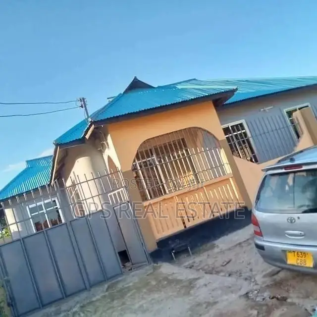3bdrm House in Maxposh, Ilala for Sale in Ilala