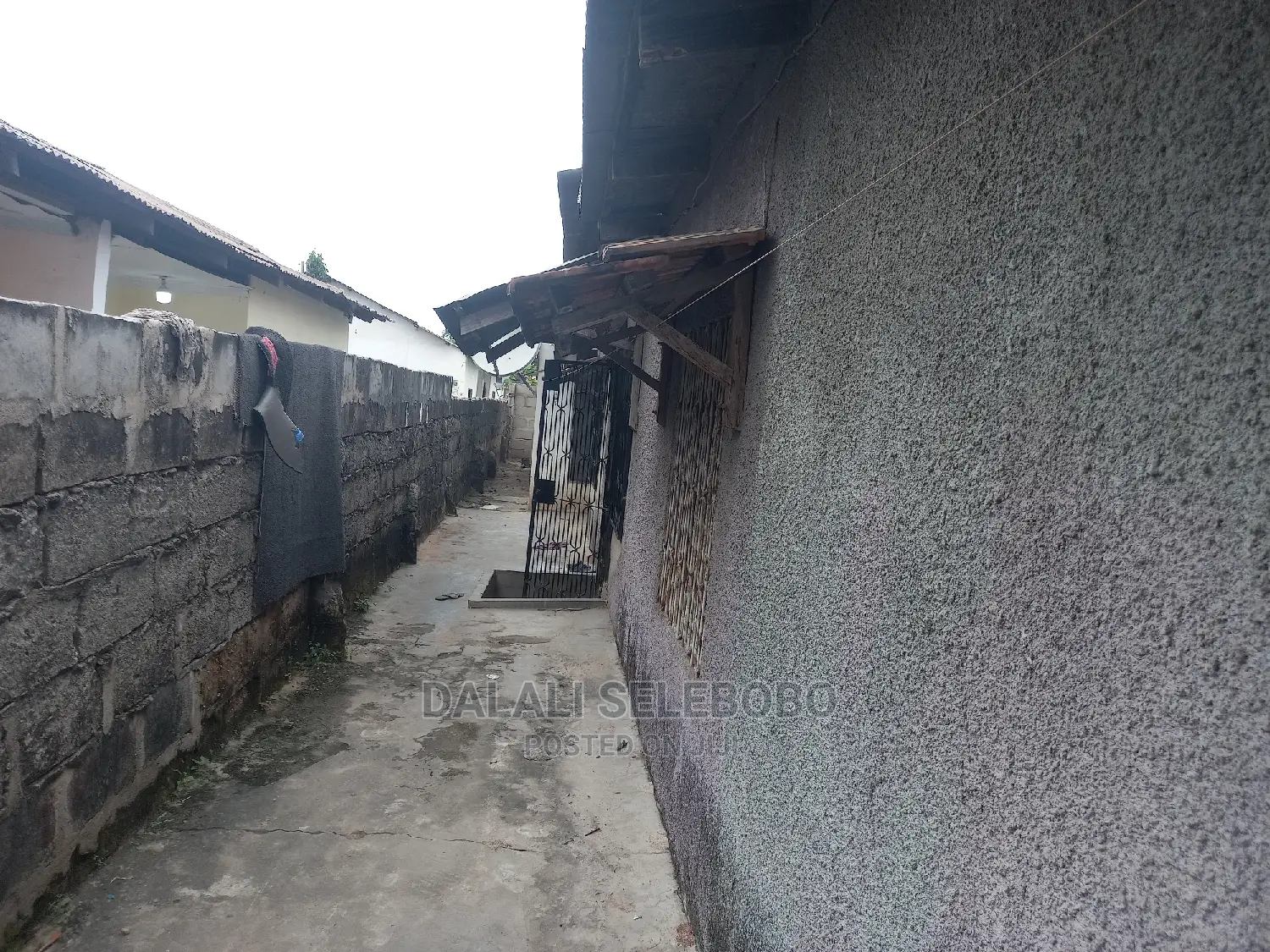 8bdrm Bungalow in Sinza C for sale in Sinza