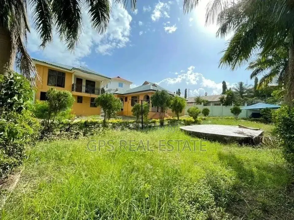 3bdrm House in Maxposh, Kinondoni for Sale in Kinondoni