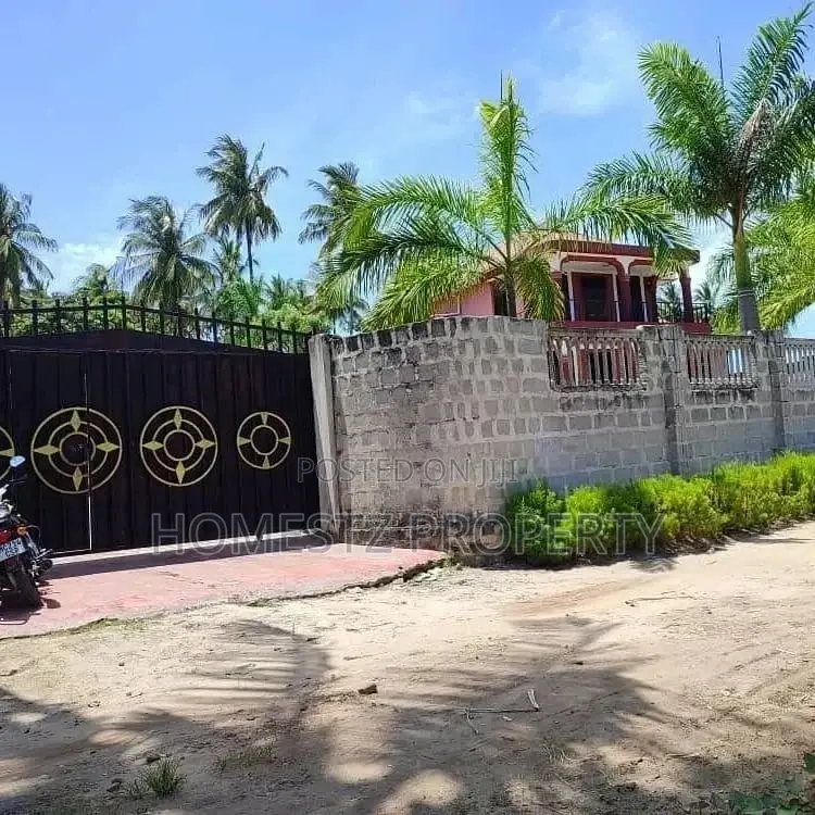 4bdrm House in Maxposh, Kigamboni for Sale in Kigamboni