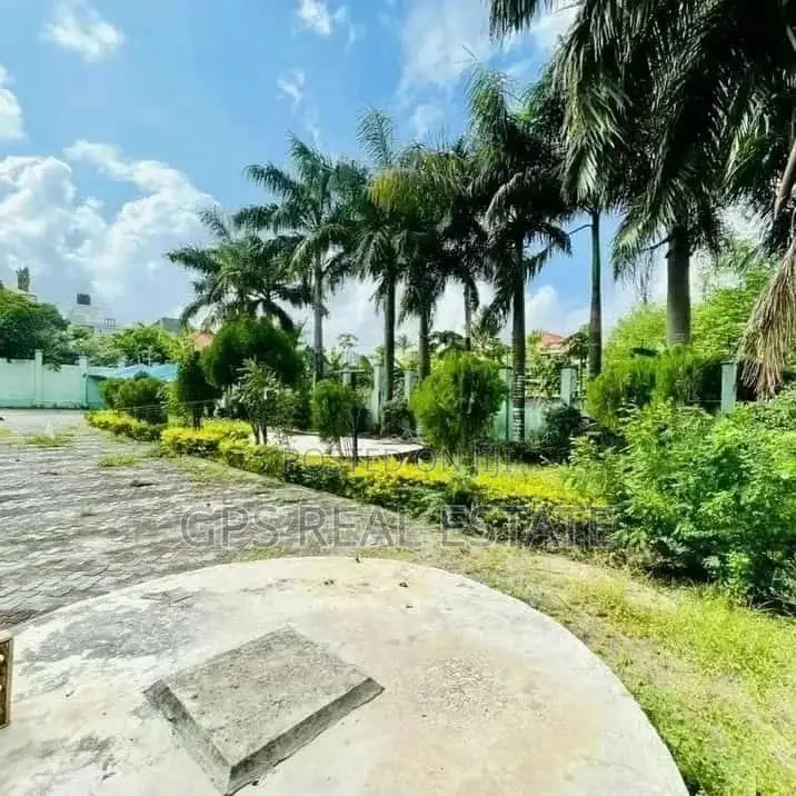 4bdrm House in Maxposh, Kinondoni for Sale in Kinondoni