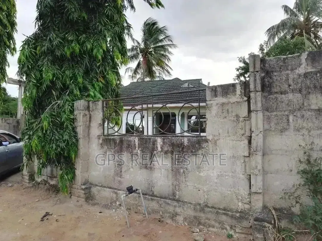 3bdrm House in Maxposh, Kinondoni for Sale in Kinondoni