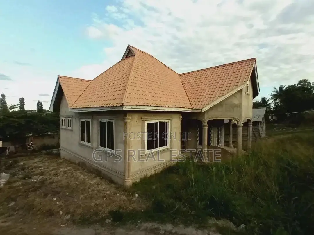 3bdrm House in Maxposh, Kinondoni for Sale in Kinondoni
