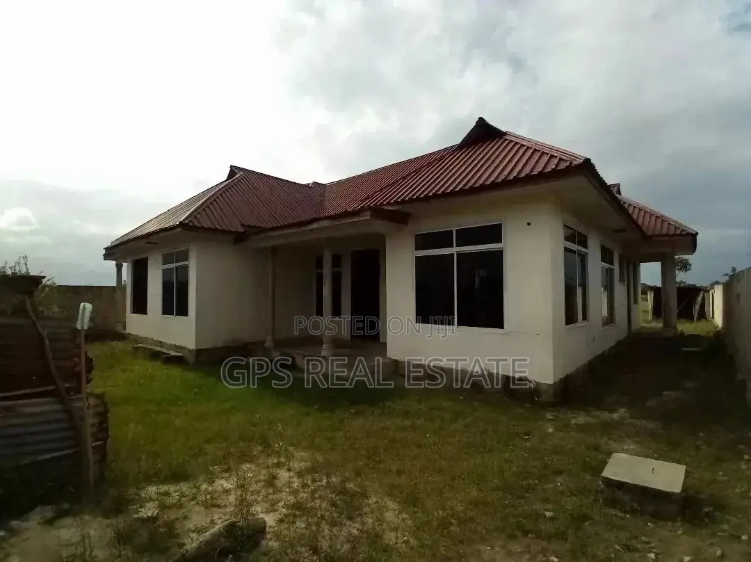 3bdrm House in Maxposh, Kigamboni for Sale in Kigamboni