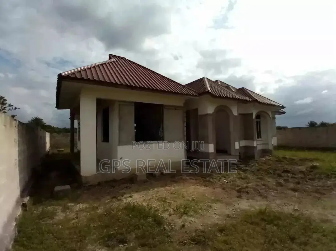3bdrm House in Maxposh, Kigamboni for Sale in Kigamboni