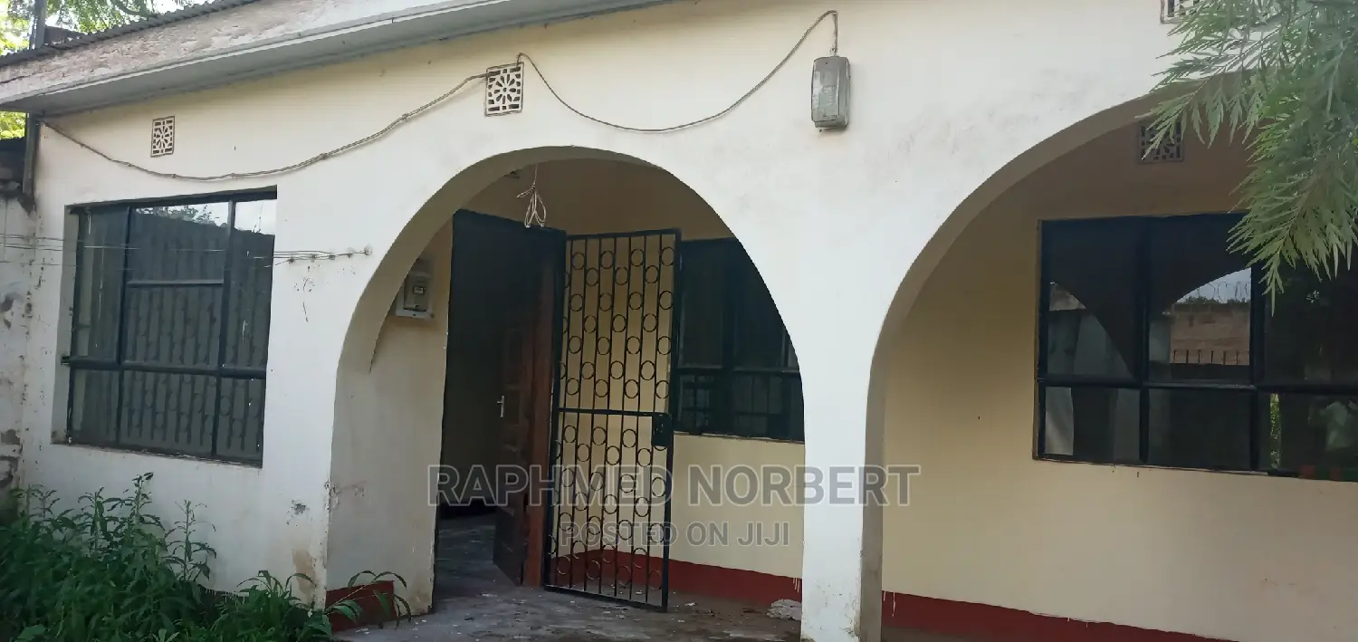 3bdrm House in Tanzania Realestates, Arusha for Sale in Arusha