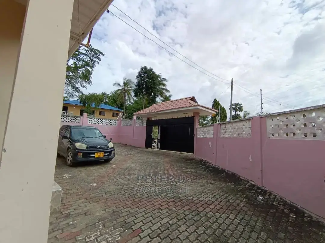 3bdrm House in Kimara for Rent in Kimara
