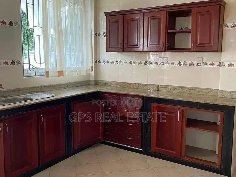 4bdrm House in Kinondoni for Rent in Kinondoni