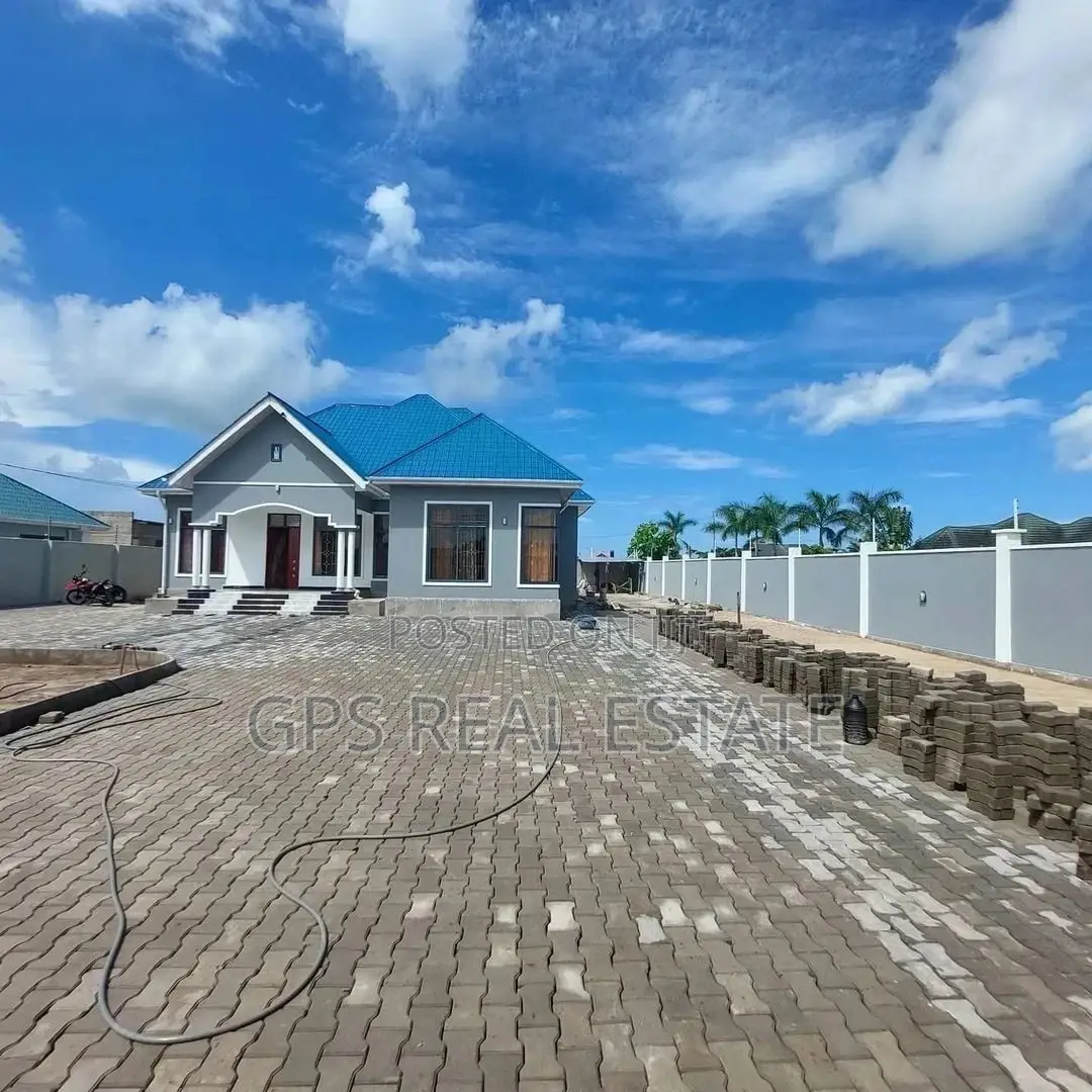 4bdrm House in Kibada, Kigamboni for Sale in Kigamboni