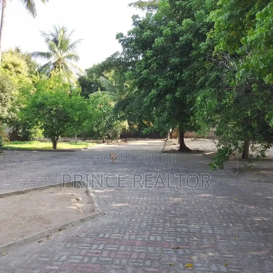 4bdrm House in Kisota, Kigamboni for Sale in Kigamboni