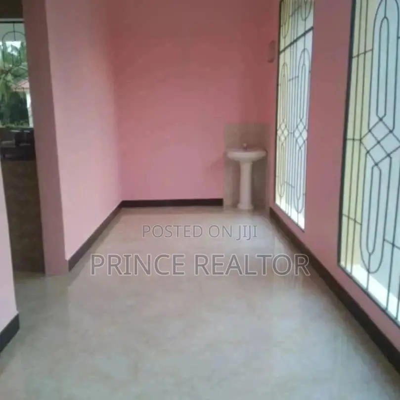 House For Sale in Temeke