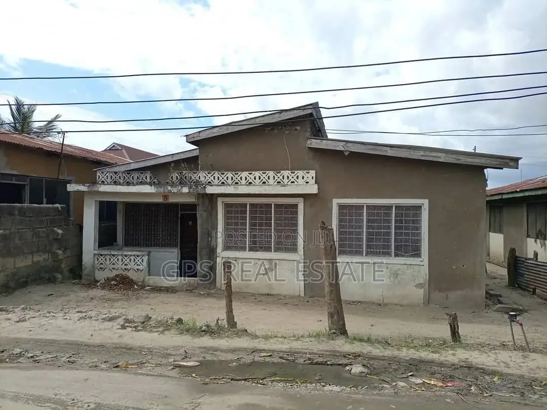 3bdrm House in Sinza, Kinondoni for Sale in Kinondoni