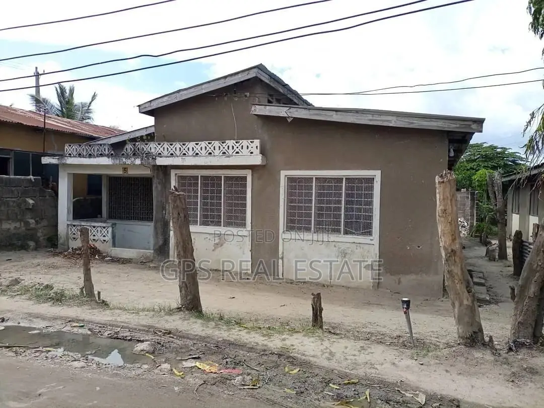 3bdrm House in Sinza, Kinondoni for Sale in Kinondoni