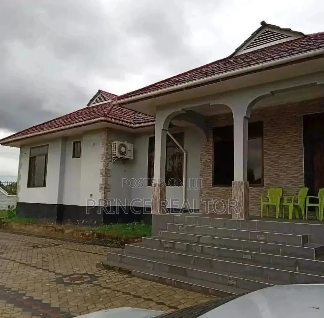 3bdrm House in Tegeta Mivumoni, Kinondoni for Sale in Kinondoni