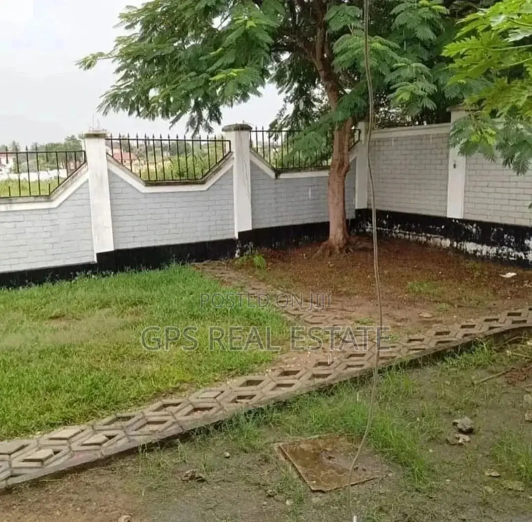 3bdrm House in Tegeta Mivumoni, Kinondoni for Sale in Kinondoni